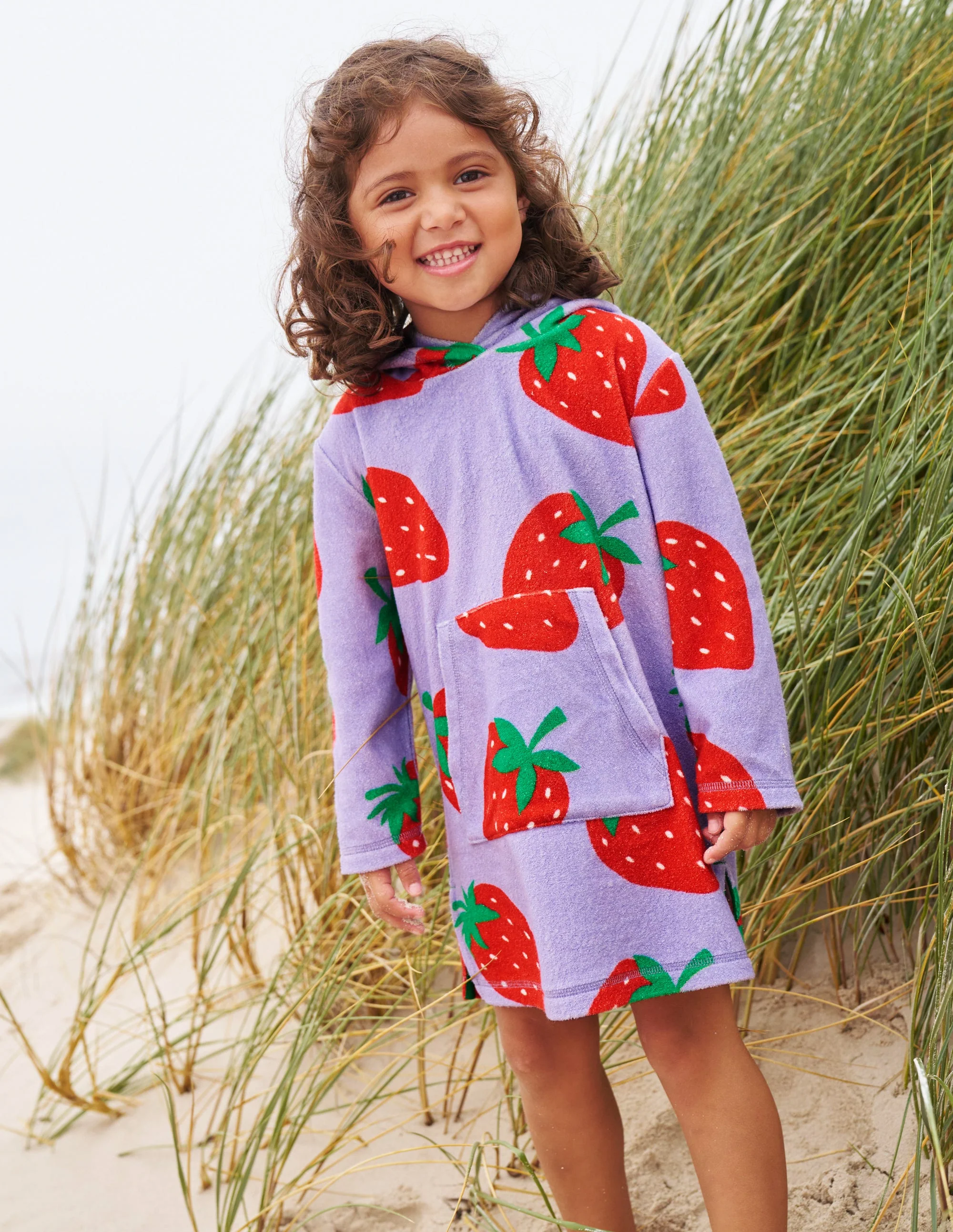 Towelling Throw-On-Parma Violet Strawberries - Image 4