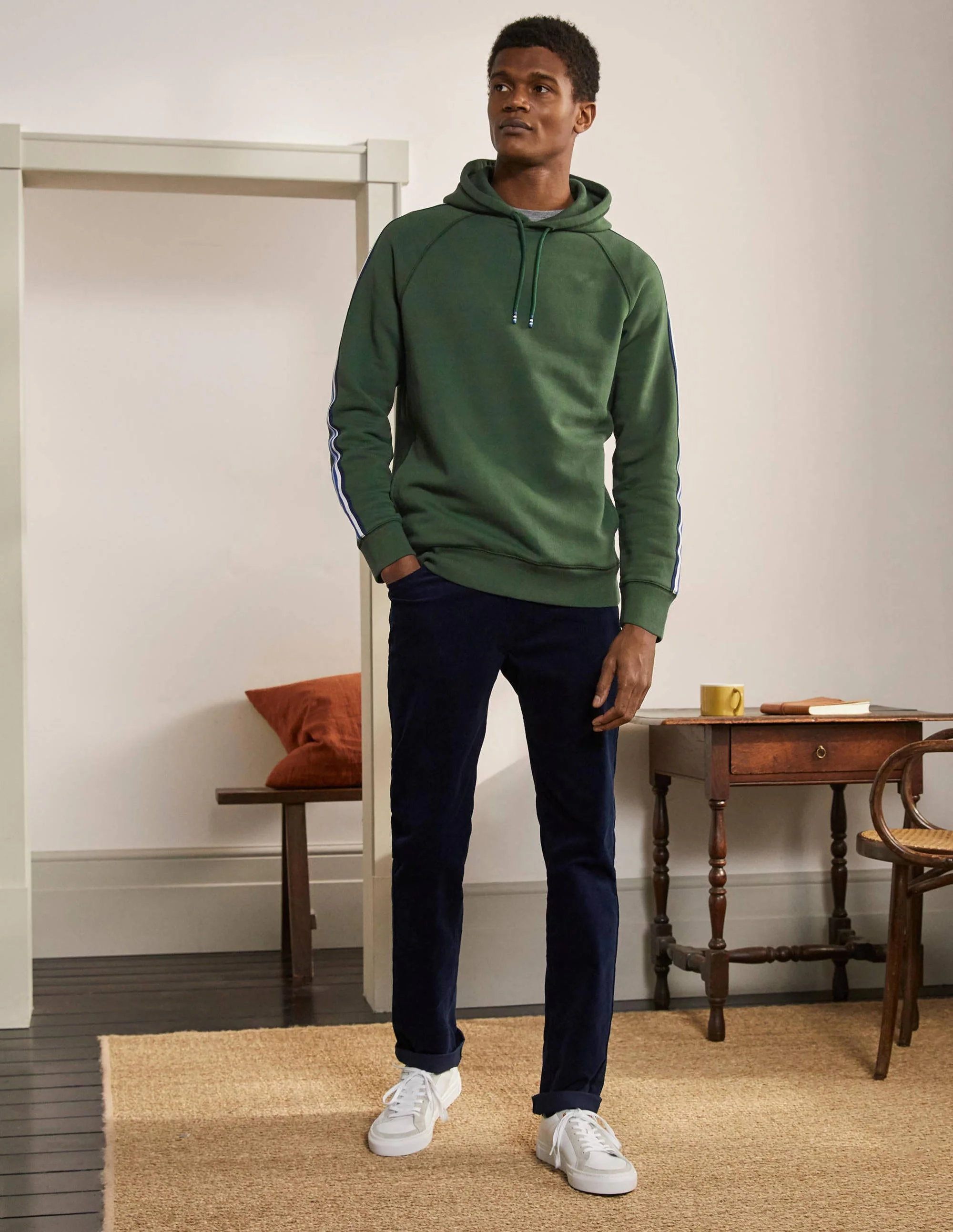 Irvine Hoodie-Castleton - Image 4