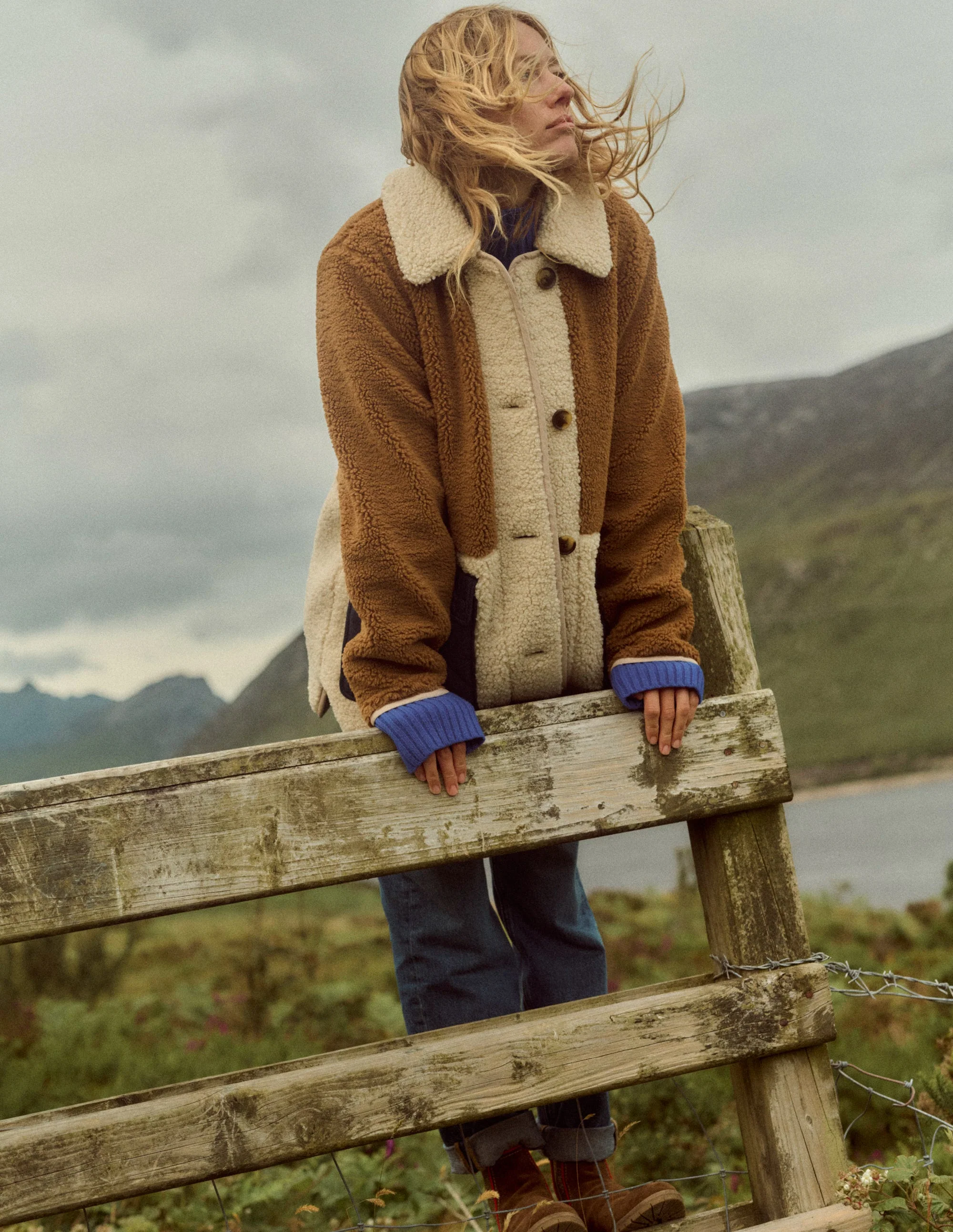 Borg Quilted Coat-Brown - Image 5