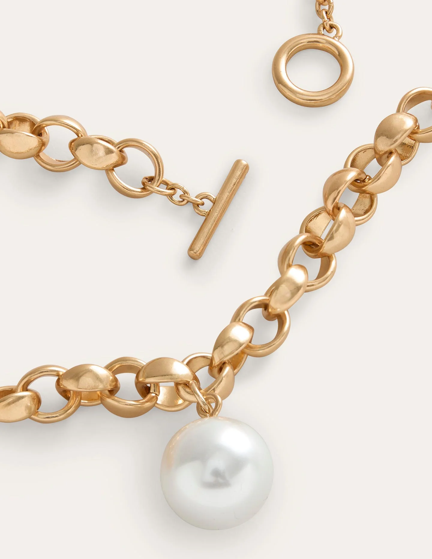Chunky Faux Pearl Necklace-Gold - Image 4