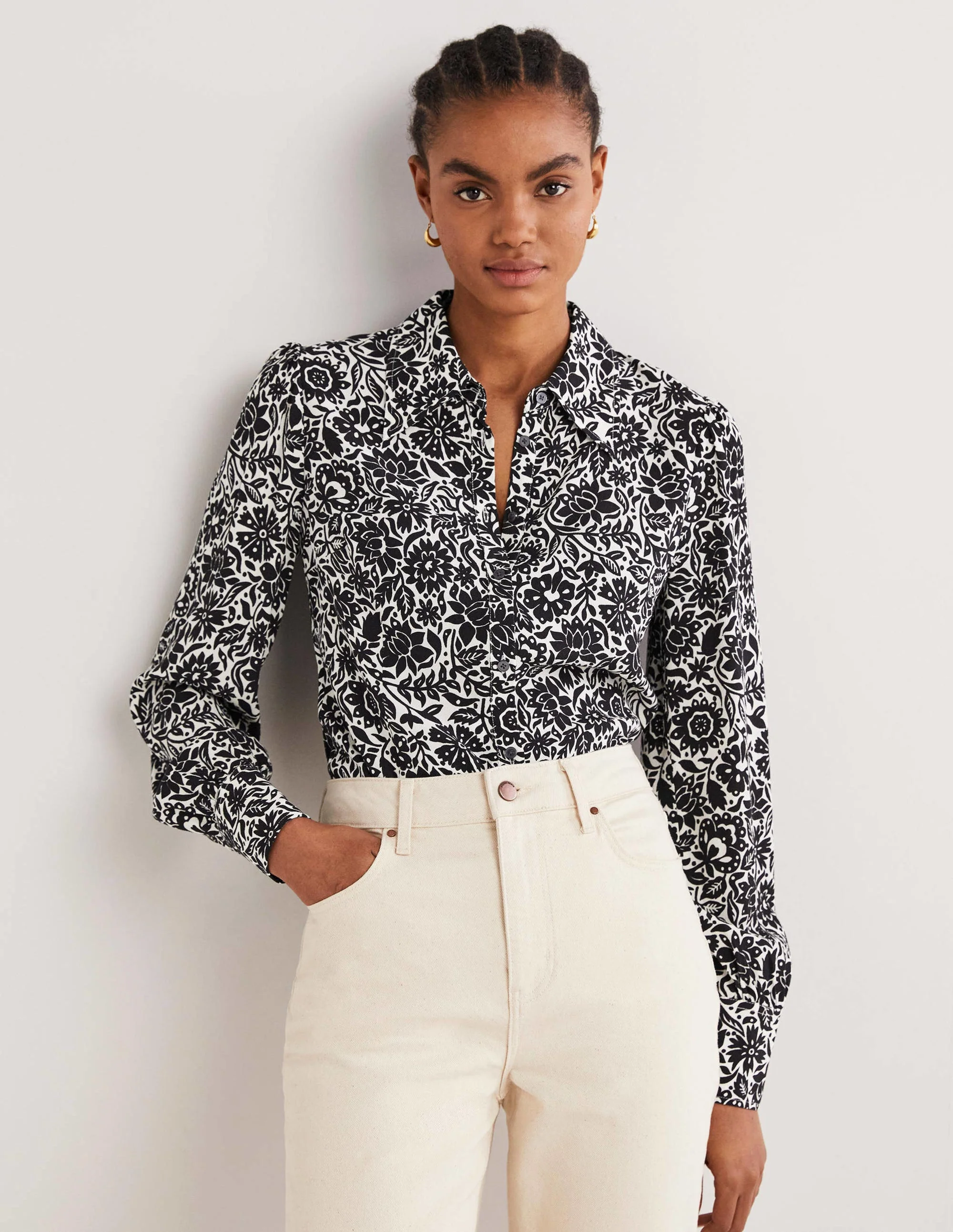 Dart Detail Fitted Shirt-Black, Foliage Bloom - Image 2