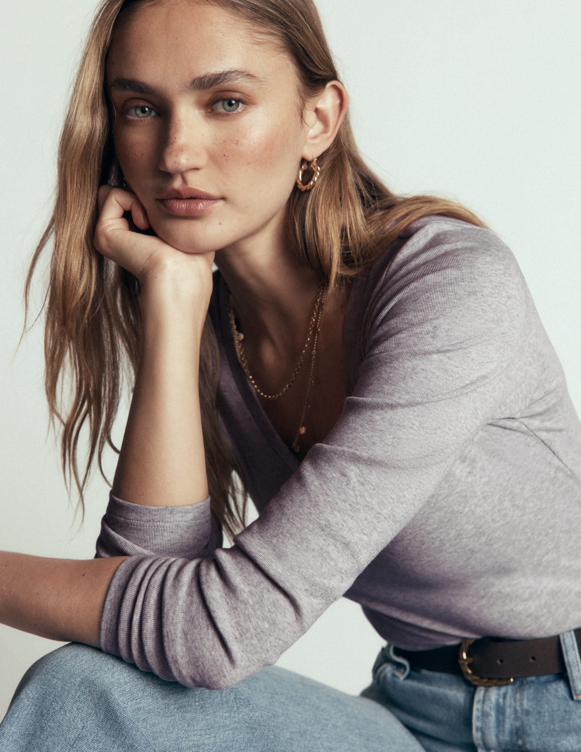 Essential V Neck Top-Grey Marl - Image 2