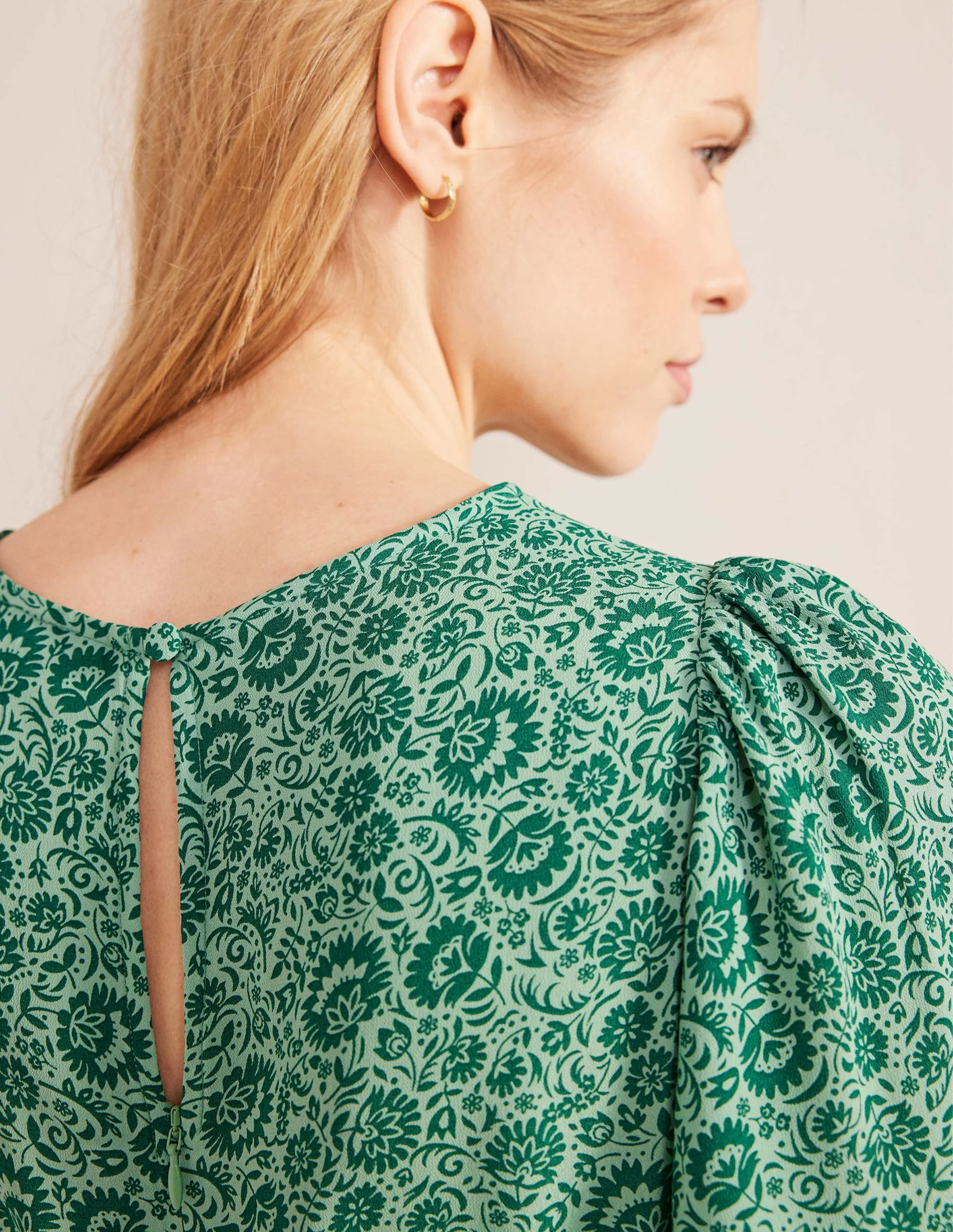 Flutter Sleeve Top-Csarite, Bloom Cascade - Image 4