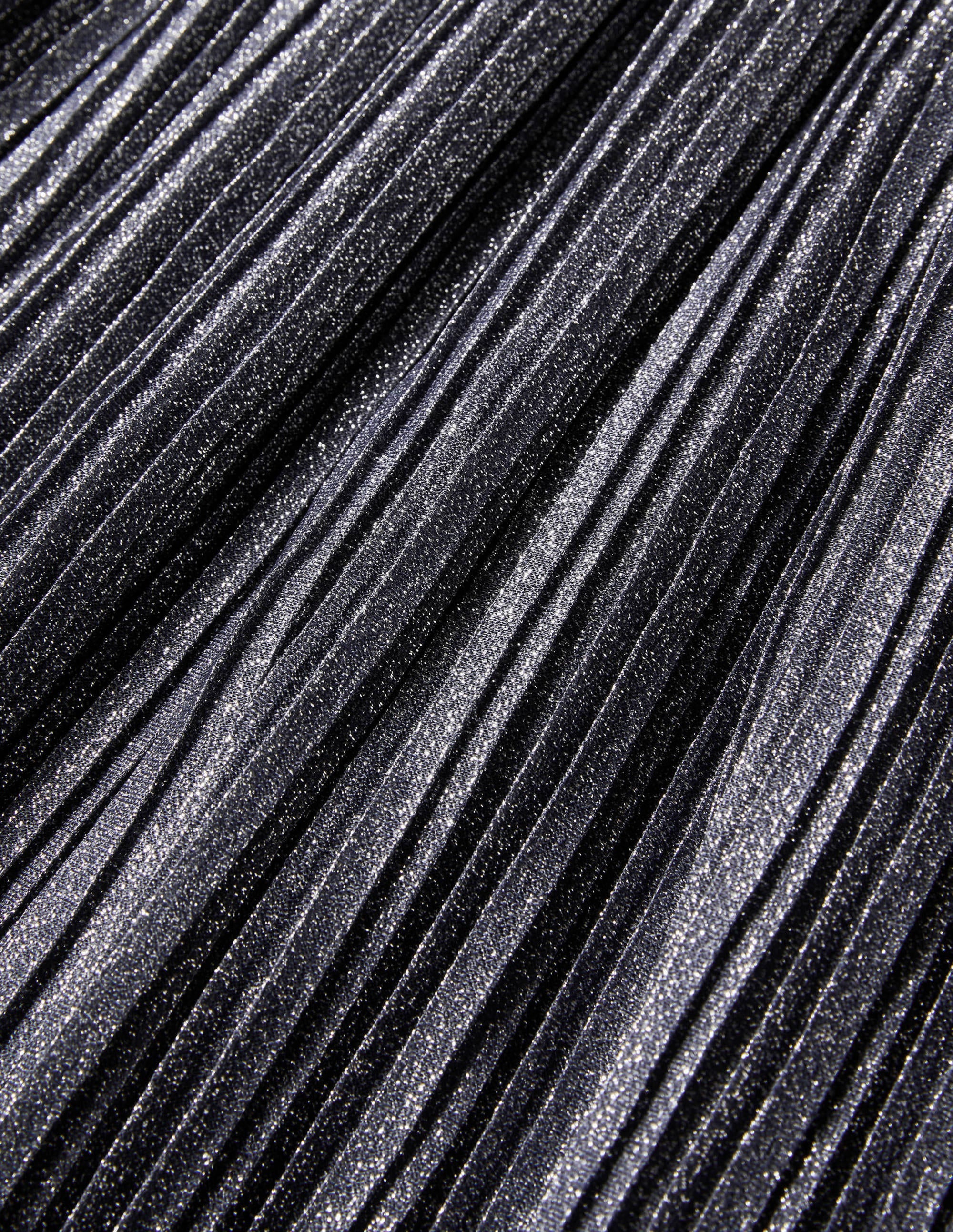 Metallic Pleated Maxi Dress-Gunmetal Metallic - Image 6