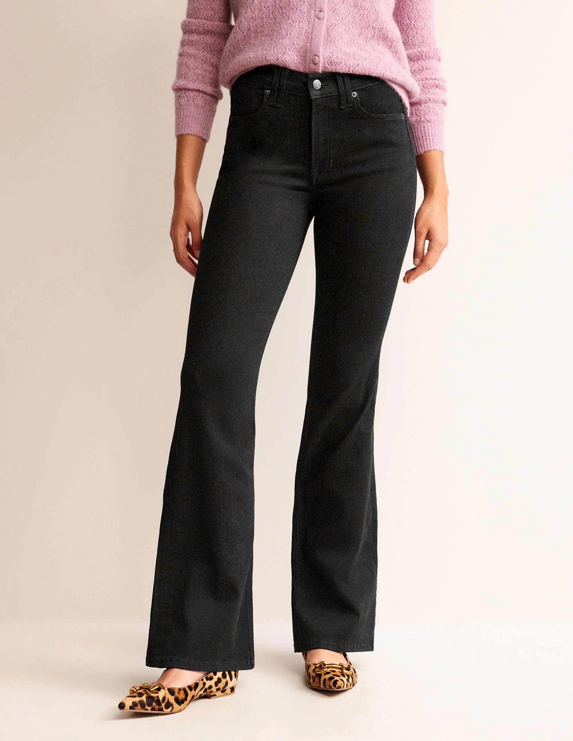 Mid Rise Slim Flare Jeans-Black - Image 4