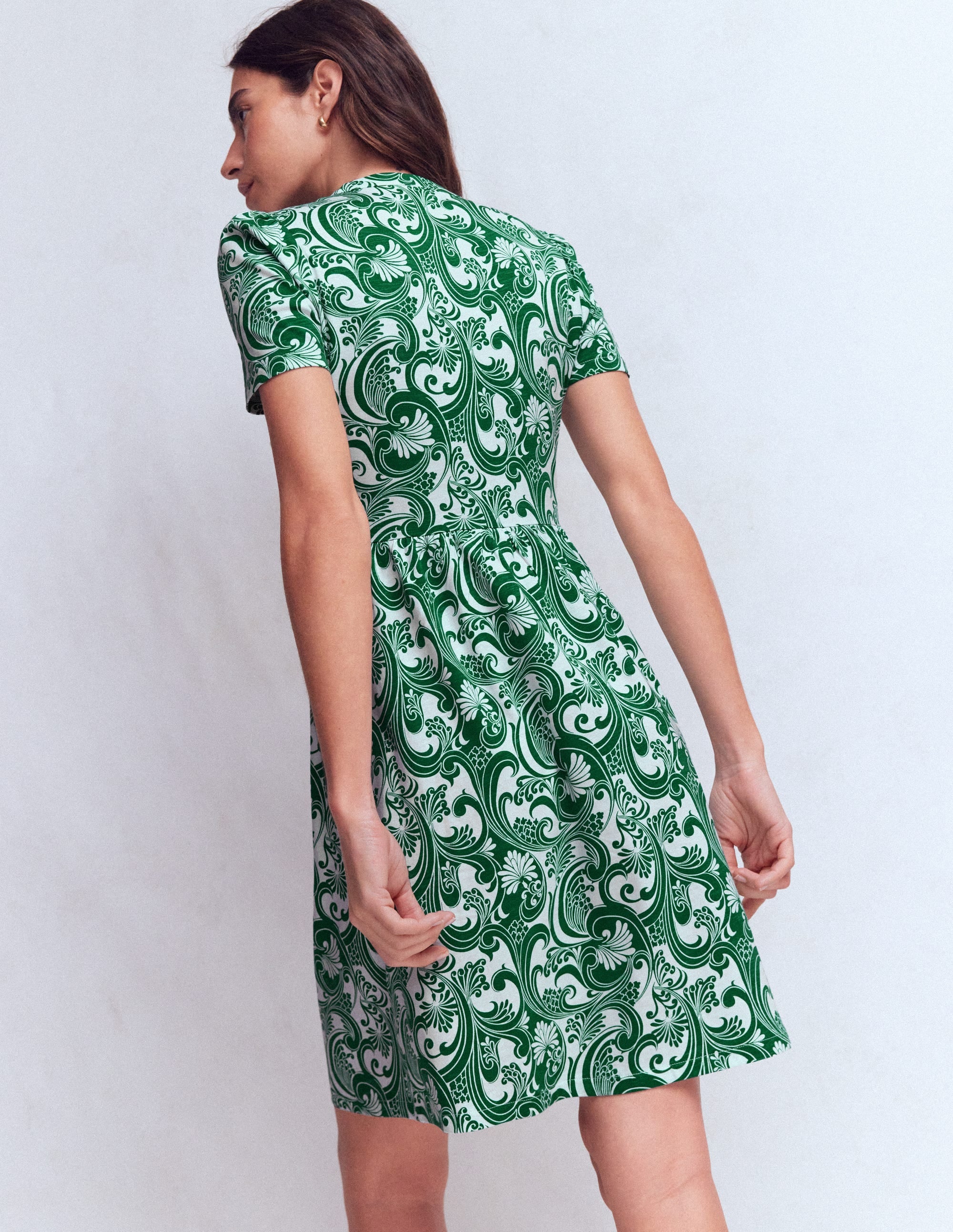 Naomi Short Sleeve Dress-Jewel Green, Foliage Whirl - Image 3