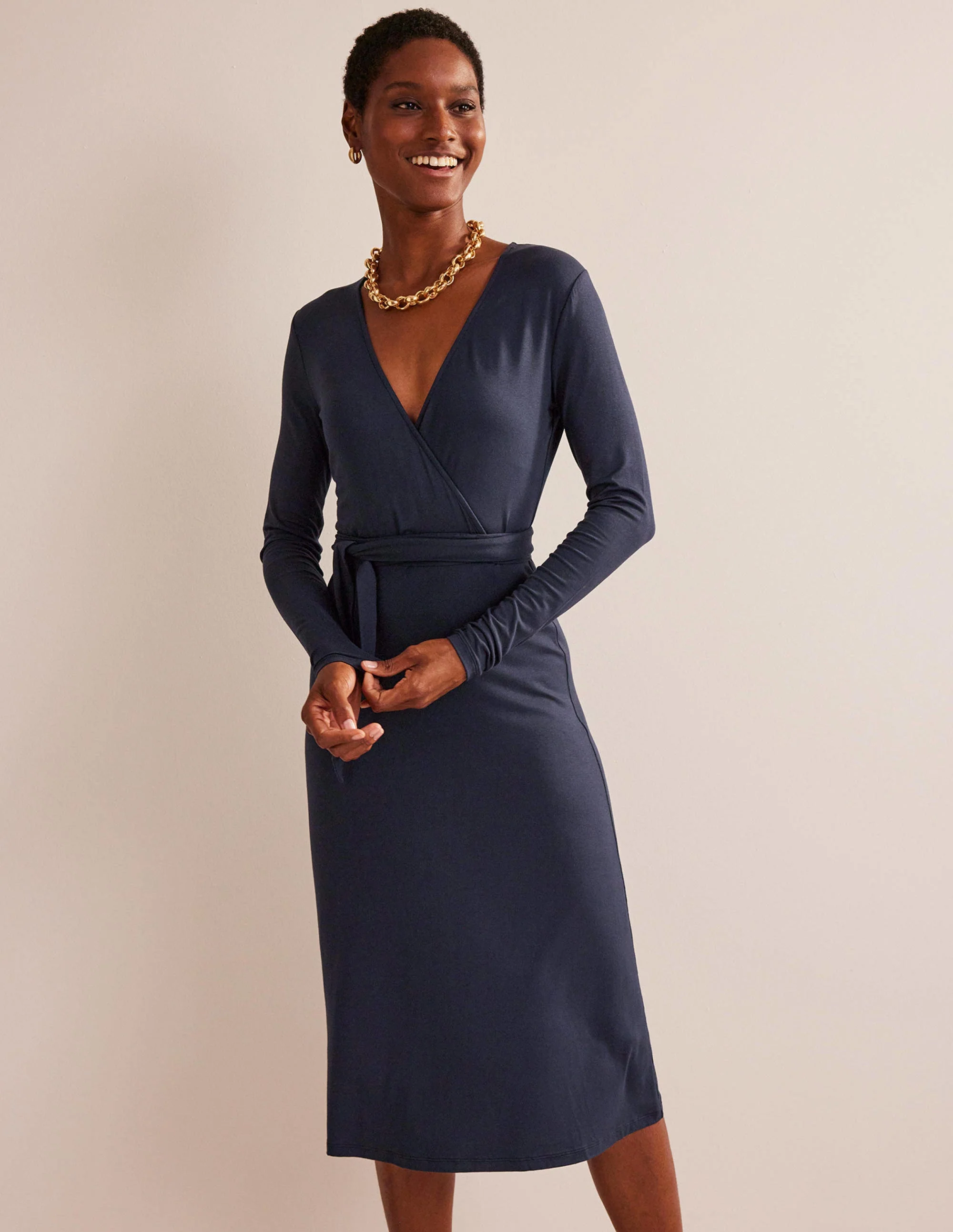 Nina Jersey Midi Dress-Navy - Image 4