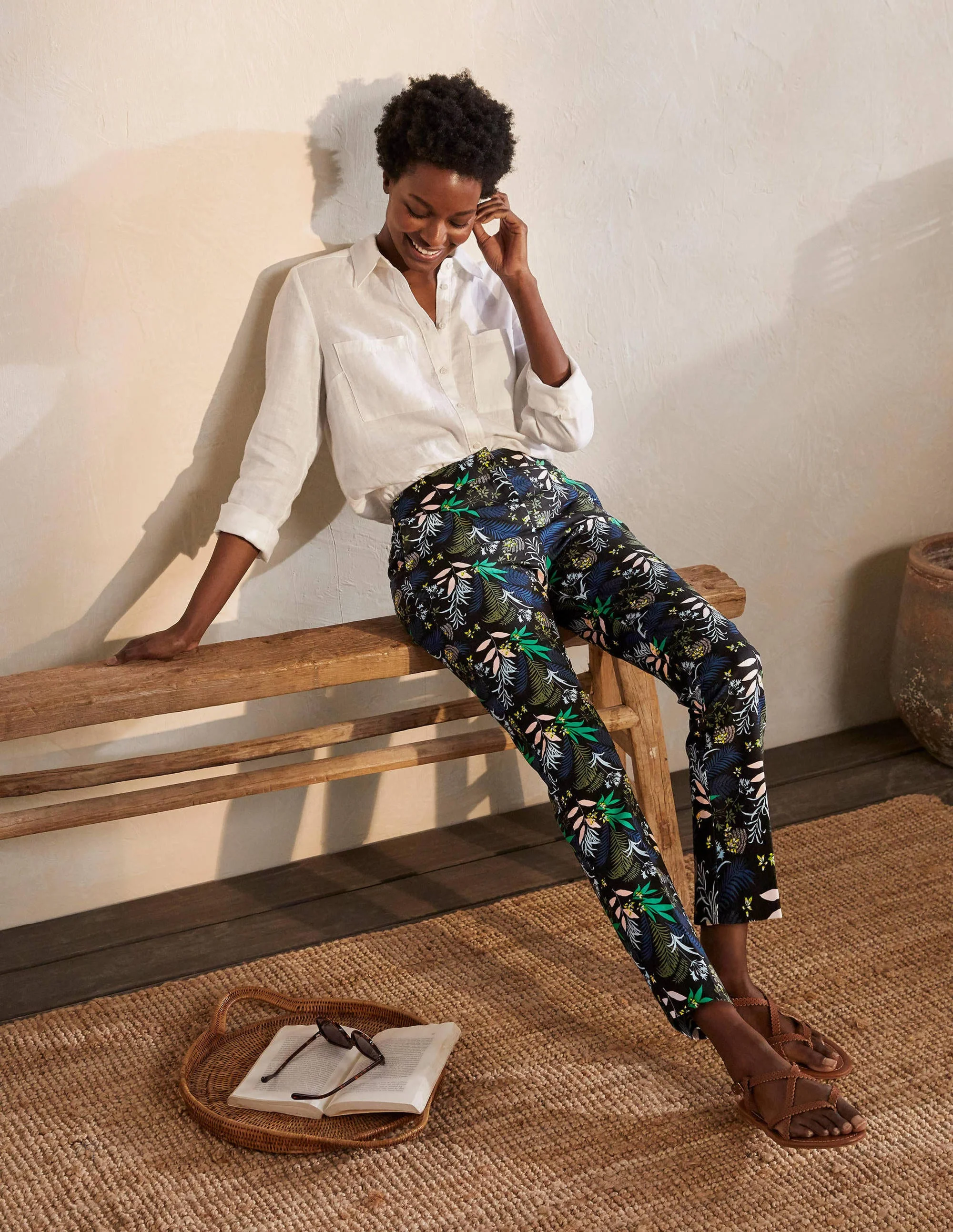 Richmond 7/8 Trouser-Black, Safari Fern - Image 5