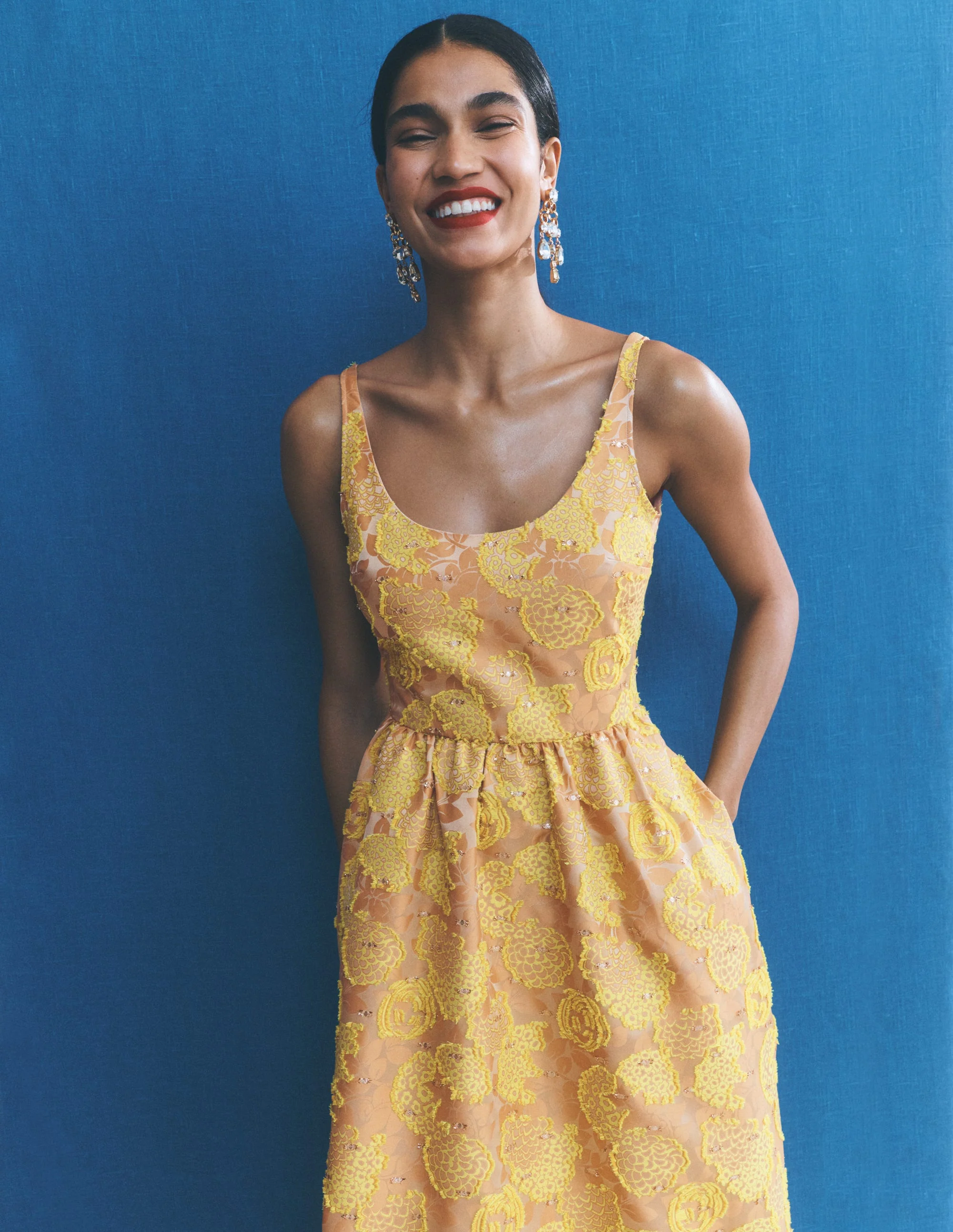 Scoop Neck Jacquard Dress-Yellow Jacquard - Image 8