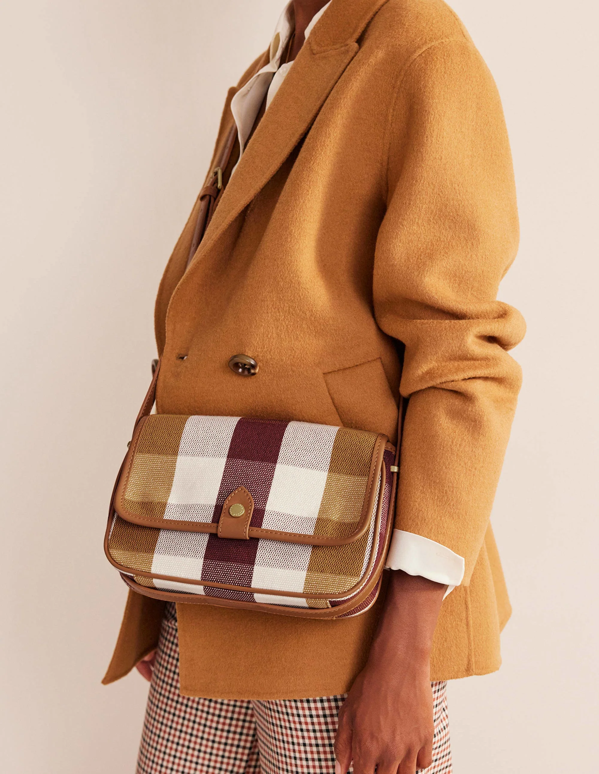 Structured Cross-Body Bag-Check